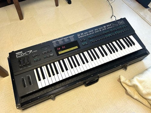 Yamaha dx7ii key fm - dx7ii-d, 61-key