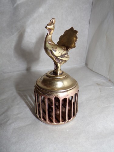 Cloche hochet ancienne - , en