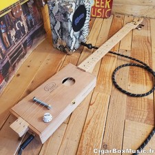 Guitare cigar box FRETLESS
