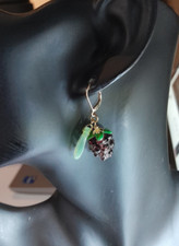 boucles d'oreille dormeuses plaquées or en verre de Murano mûres fruit uniques