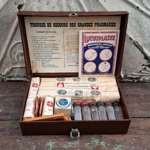 Ancienne trousse secours - trousse,