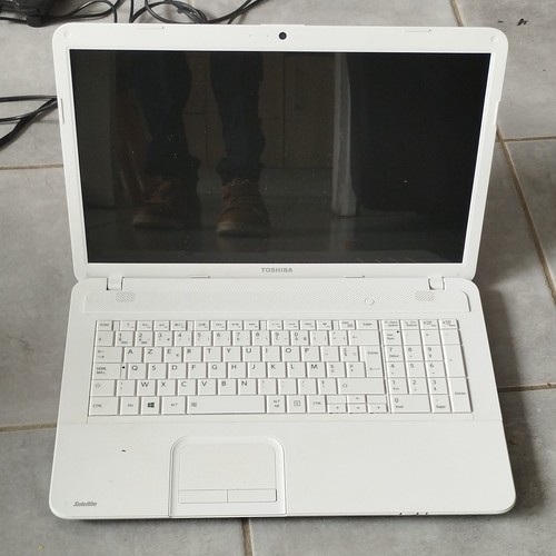 Toshiba satellite c870 - toshiba,