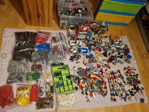 Enorme lot de - , +