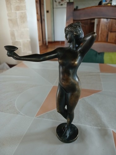 Jolie bronze femme nue - bronze,