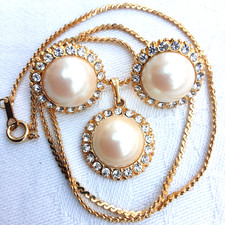 Ladies Gold Toned Matching Necklace and Earring Set Faux Pearl and Diamante