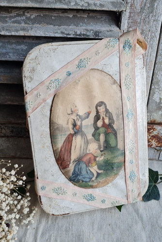 Ancienne grande boite dragees - grande,