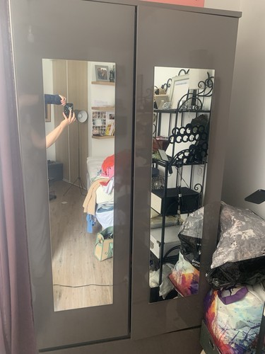 Armoire avec miroirs - , et
