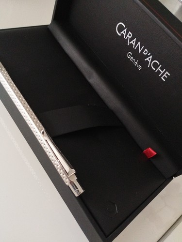 Luxueux stylo caran ache - caran, d'ache