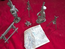 2 petits soldats 11 cm et