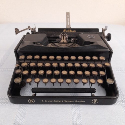 Machine ecrire erika vintage - ecrire,