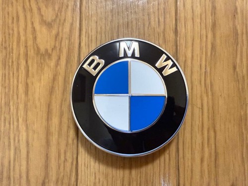 Bmw emblem genuine - bmw,