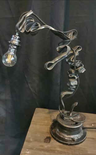 Lampe sculpture industrielle - sculpture,