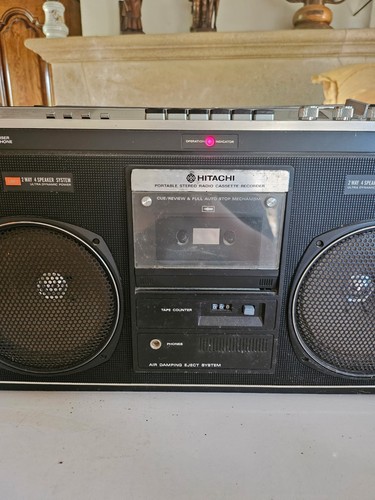 Hitachi radio cassette - hitachi, radio-cassette