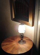 Lampe fer forgé début siècle dernier, Pied Fer Forgé Aux Roses et Tulipe Verre. 