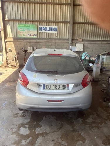 Calandre peugeot 208 - calandre, 1