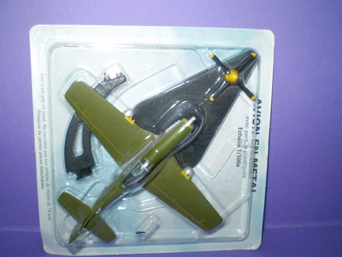 Avion métal atlas 100 - 1/100,