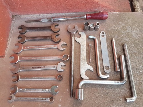 Lot ancienne cle pipe - , plate