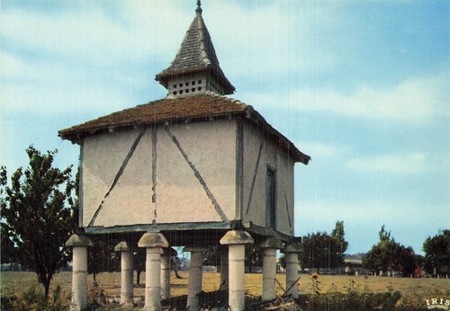 Quercy pigeonnier - en,