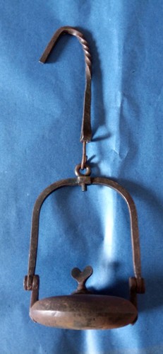 Ancienne lampe huile pour - à,