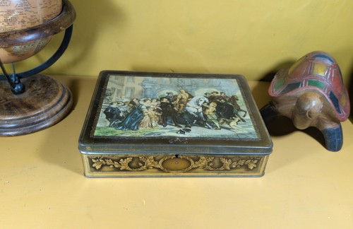 Ancienne boite tôle - ancienne,