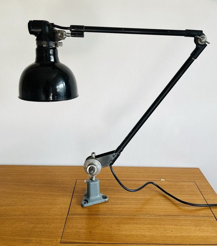 Ancienne lampe industrielle - ancienne,