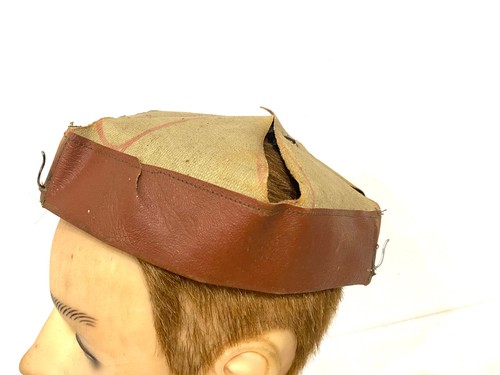 Ancienne coiffe sous - , casque