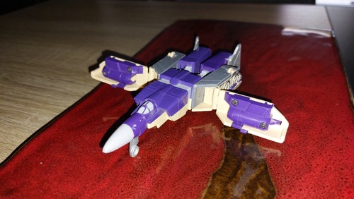 Robot hasbro transformers - robot,