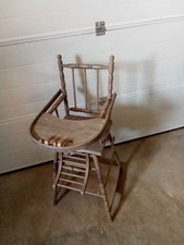 CHAISE HAUTE EN BOIS POUR BÉBÉ