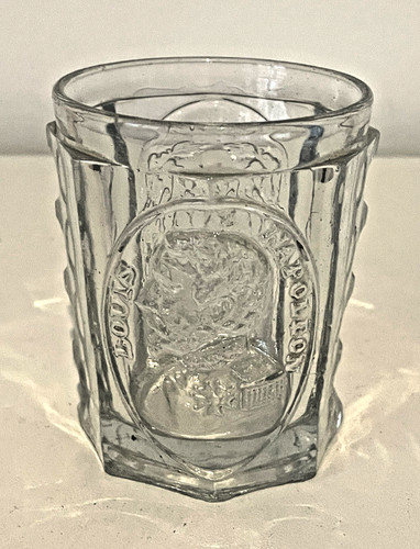Verre gobelet moulé - gobelet,