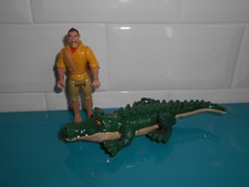 17.9.3.3 Lot 2 Figurines