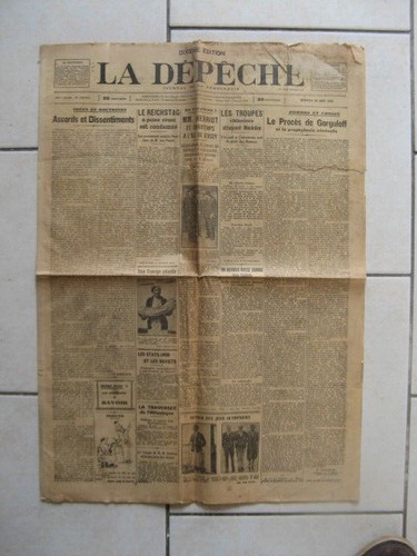 613 vieux journal - ,