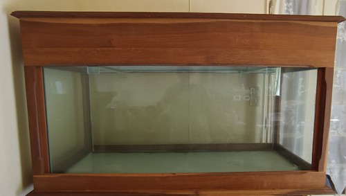 Aquarium avec coffre chêne - aquarium,