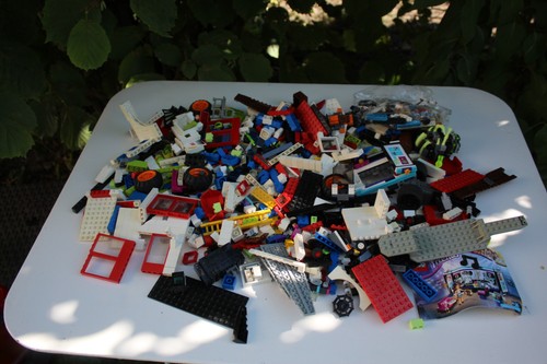 Lego 1kg 600 briques blanc - 600,