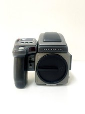 Hasselblad H2D Body and HV90x 645 Film Medium Format Camera SLR /14926 actuation
