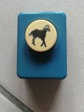 Perforatrice feuille Cheval