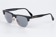 300€ Lunettes de soleil