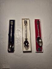 3 Petites Cuillères Décoratives En Métal Argenté Vintage 