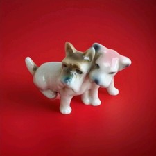 figurine chiens en ancienne