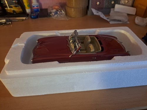 Mercedes 190 autoart 76116 - sl,