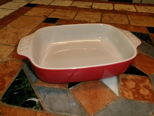 Plat gratin rouge - a, staub