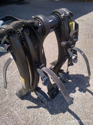 Saris bones bike car rack - car,