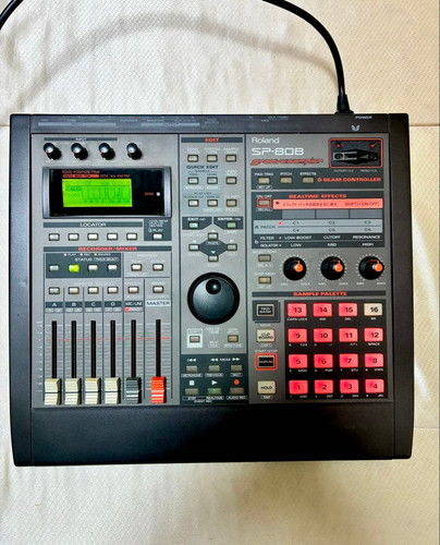 Roland 808 groove sampler - sp-808,