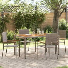 Chaises empilables de jardin
