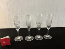 4 flûtes à champagne modèle