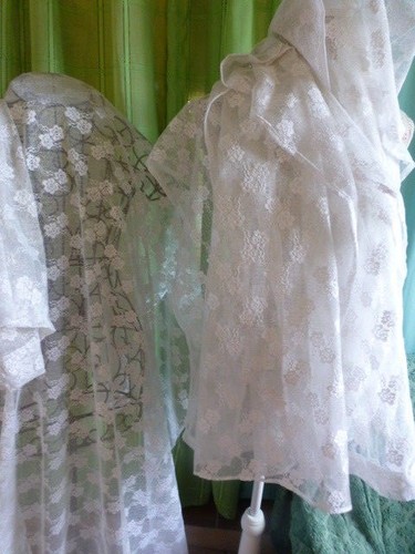 Blancs neufs voilages fleurs - blancs, ,neufs
