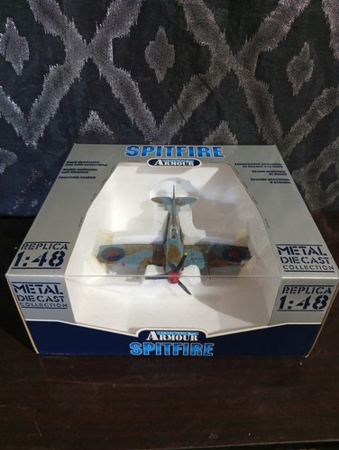 Armour spitfire avion - armour,