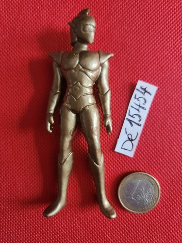 Très jolie figurine - (17),