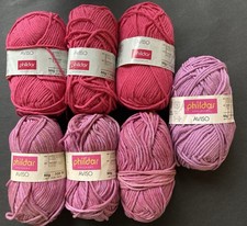 Lot de 7 Pelotes de Laine