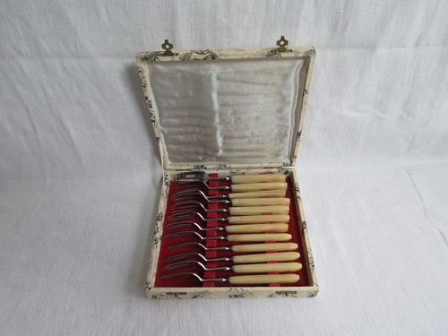 Coffret fourchettes à - coffret,