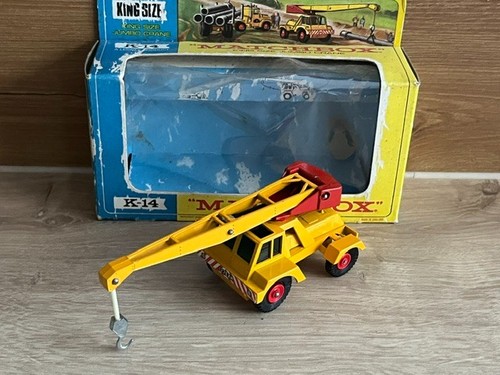 Jumbo crane matchbox king size - crane,